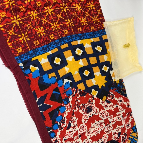 Dana Xu Women OS Scarf Wool Pashmina Red Blue Yellow Multicolor Geometric - Picture 6 of 8